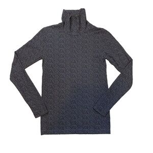 Athleta Women Size M Flurry Peak Gray Printed Turtleneck Long Sleeve Fitted Top